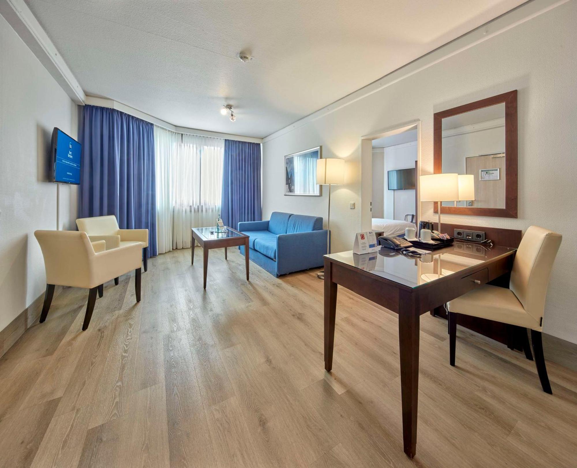 Hotel Western