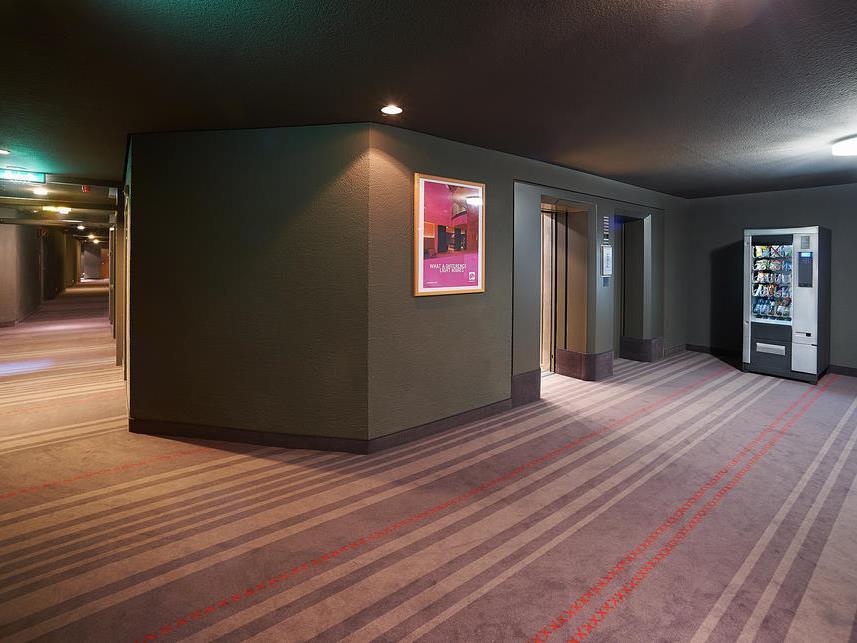 Western Hotel 4*